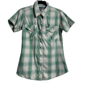 Dixxon Flannel Co. Claddagh Bamboo Short Sleeve Shirt Women’s Small Pearl Snaps